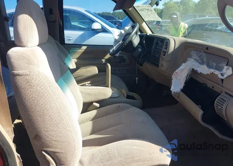 1998 Chevrolet C1500 Fleetside из США, поврежденный, VIN 2GCEC19R0W1140647